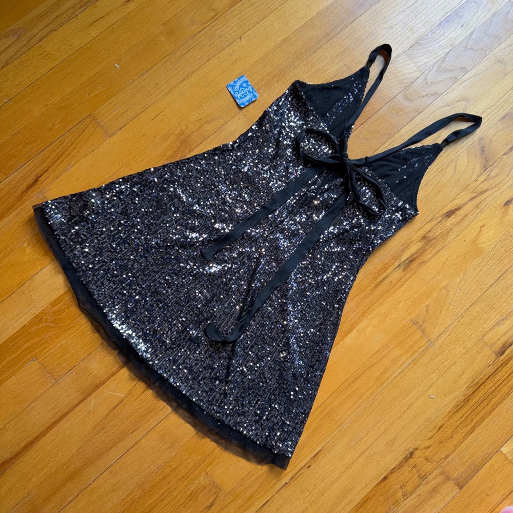 NEW Free People Intimately Sequin Mini Dress Black V-Neck S Glam A-line Cocktail - Picture 9 of 11